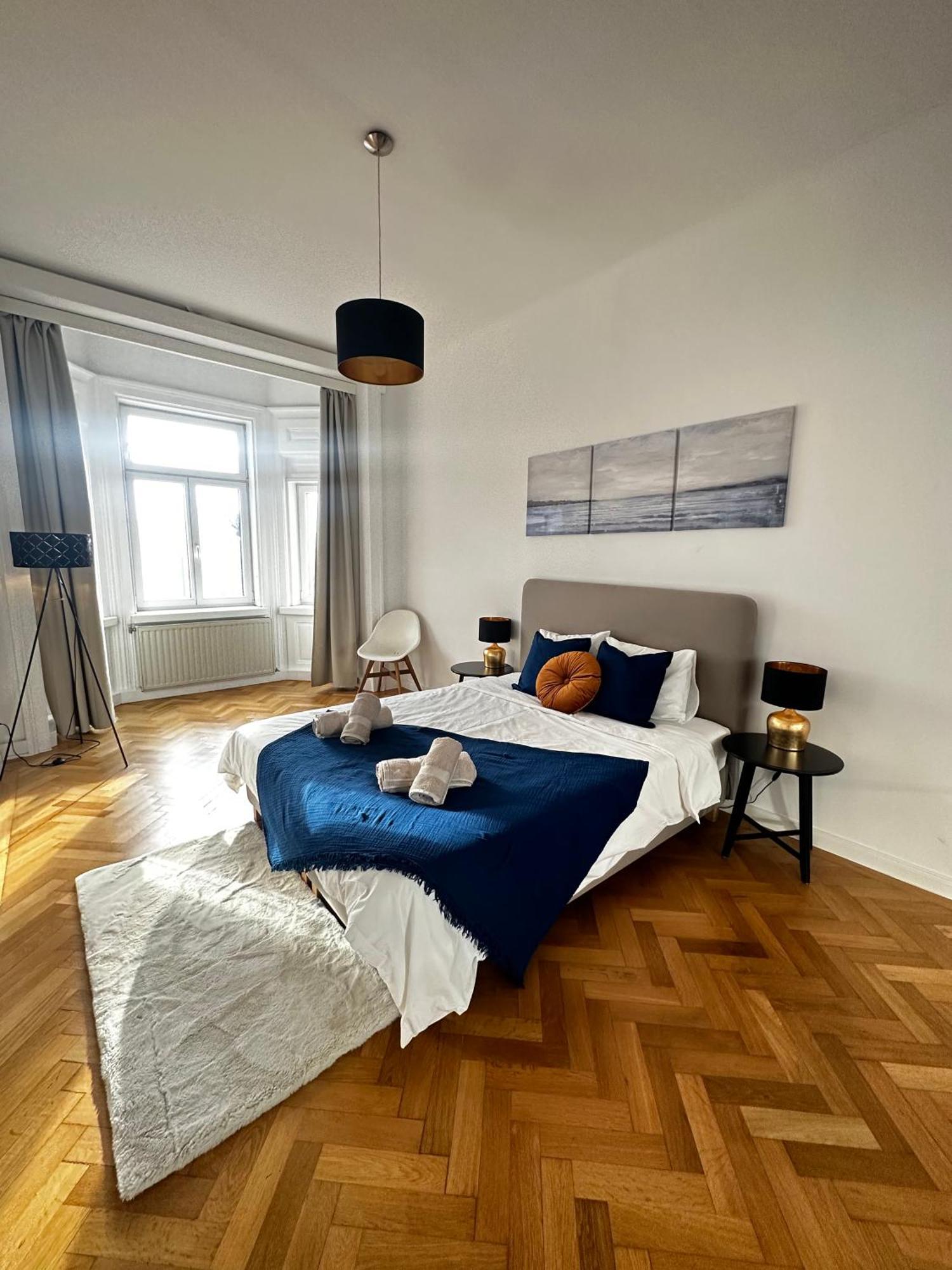 Luxury 3 Bedroom Apartment Near Schoenbrunn Palace فيينا المظهر الخارجي الصورة