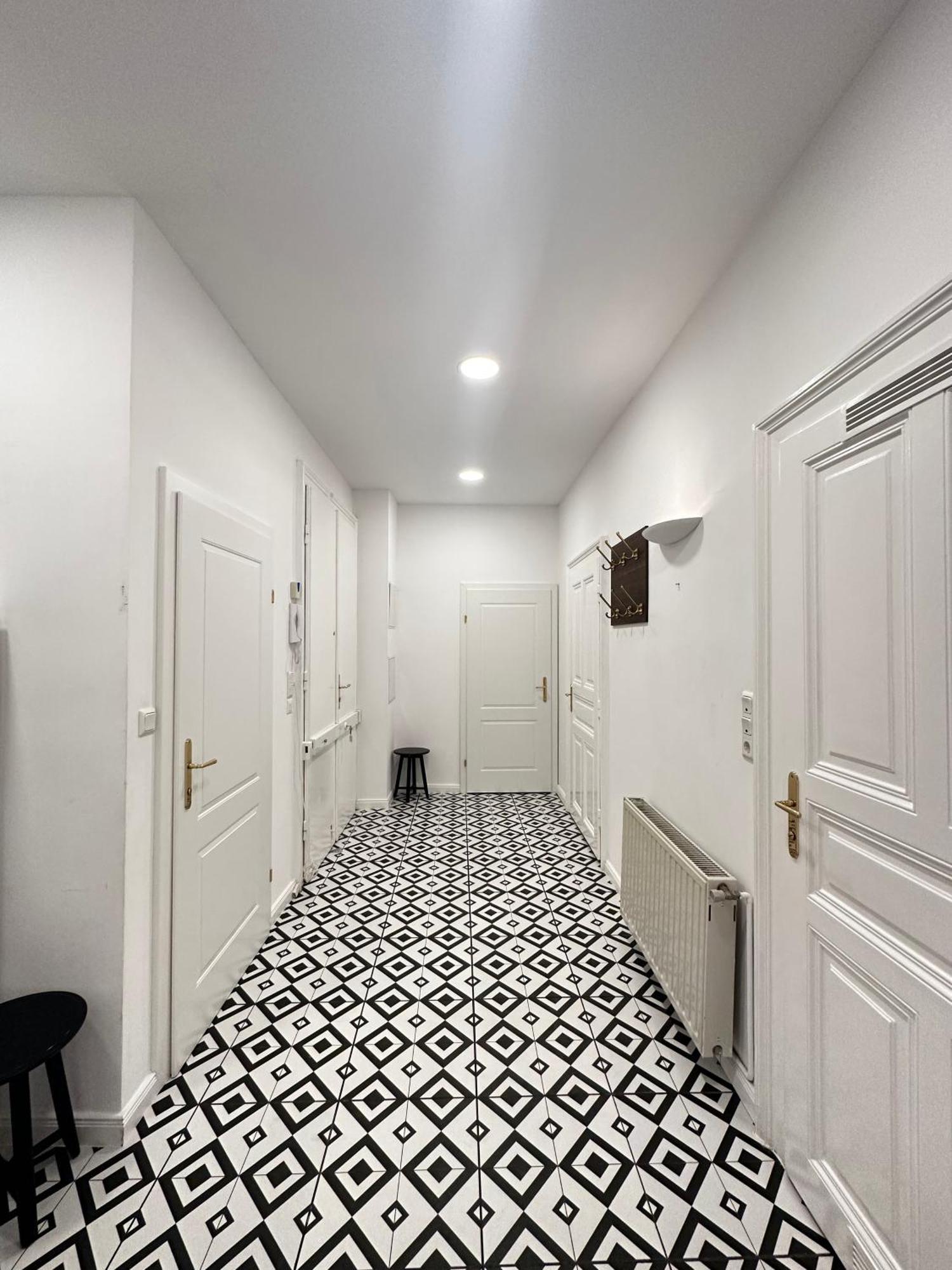 Luxury 3 Bedroom Apartment Near Schoenbrunn Palace فيينا المظهر الخارجي الصورة
